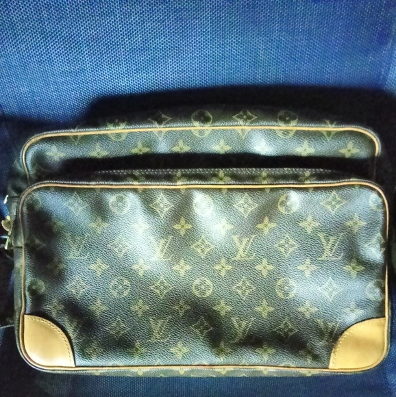 (SOLD)💯 Authentic Louis Vuitton Nile GM bag & dust bag - Picture 6 of 12